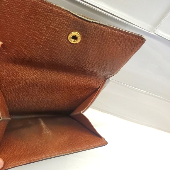 Authentic Vintage Louis Vuitton Monogram Elise Wallet - Picture 10 of 15